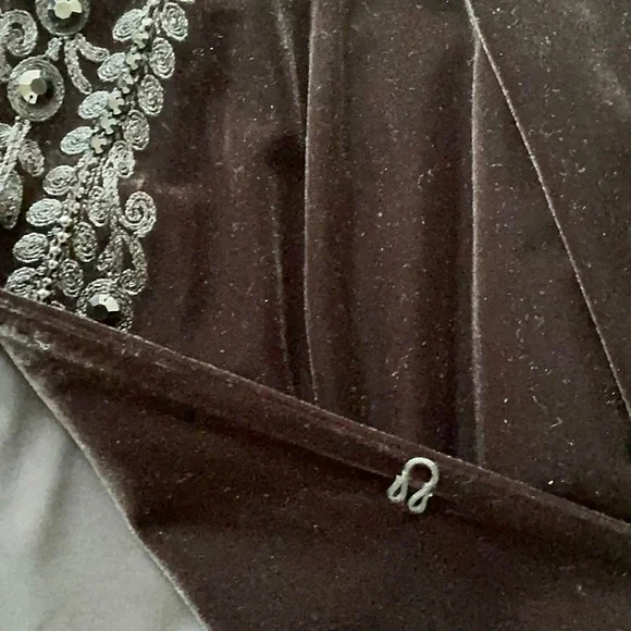 Velvet Topper - Picture 9 of 10